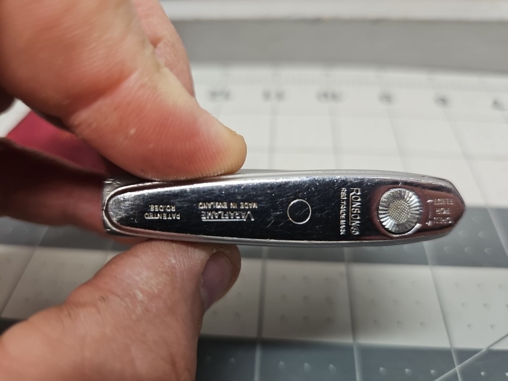 Ronson Varaflame Lighter