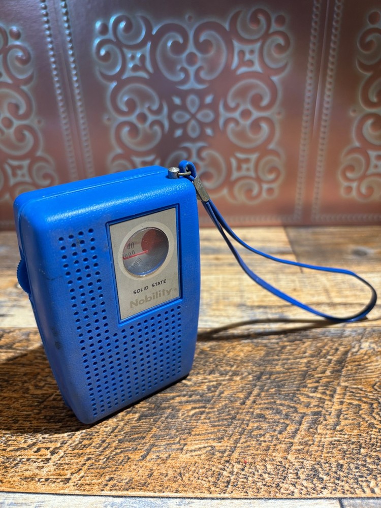 Vintage Nobility Solid State Transistor Radio BLUE