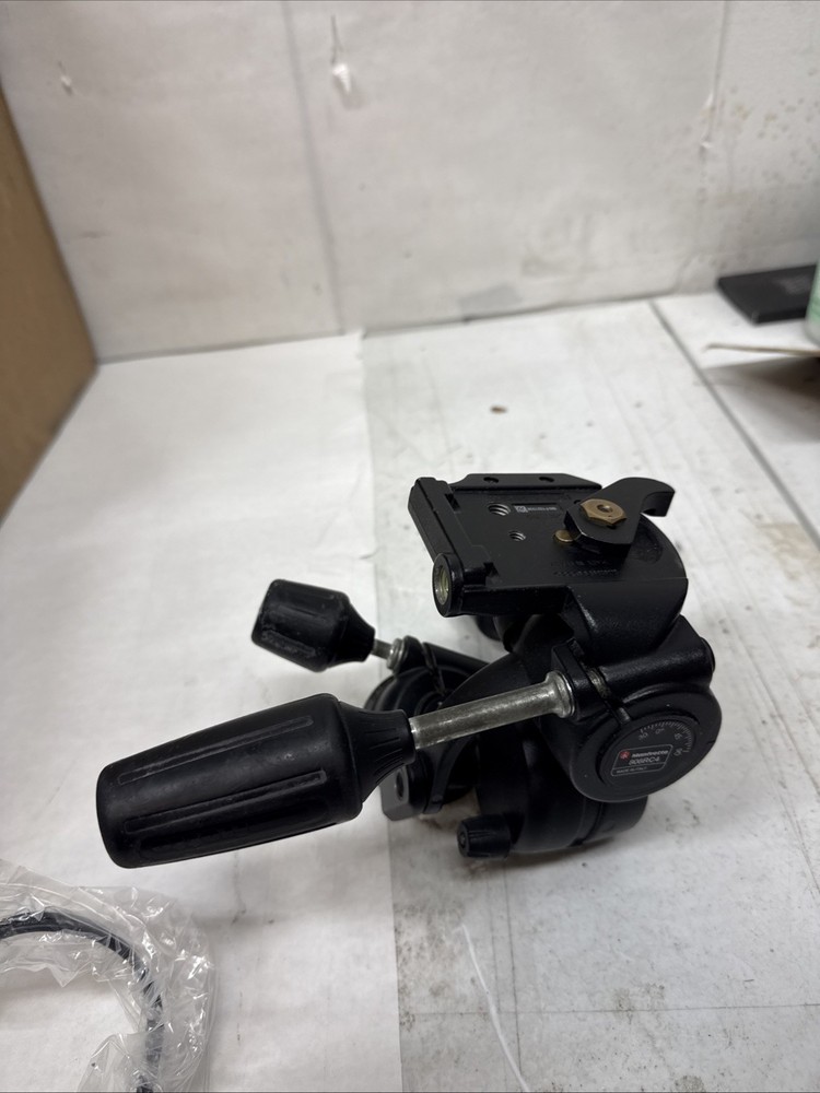 Manfrotto 808RC4 Basic Pan Tilt Tripod Head Without QR PLATE