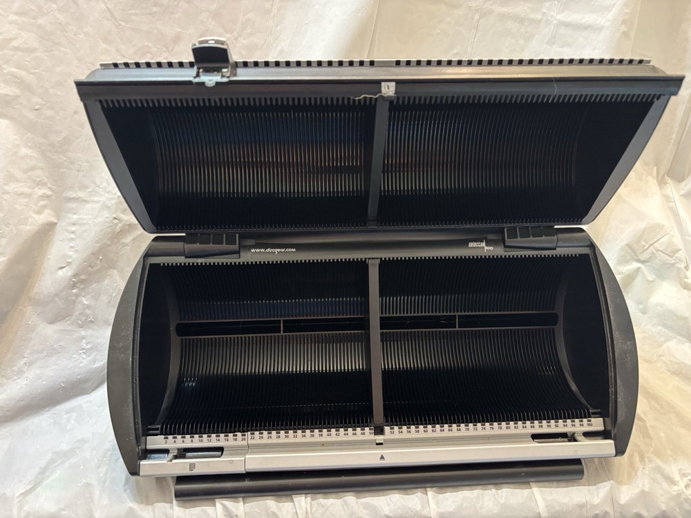 DiscGear Selector 100 CD / DVD & Blu-Ray Disc Storage Case - Black