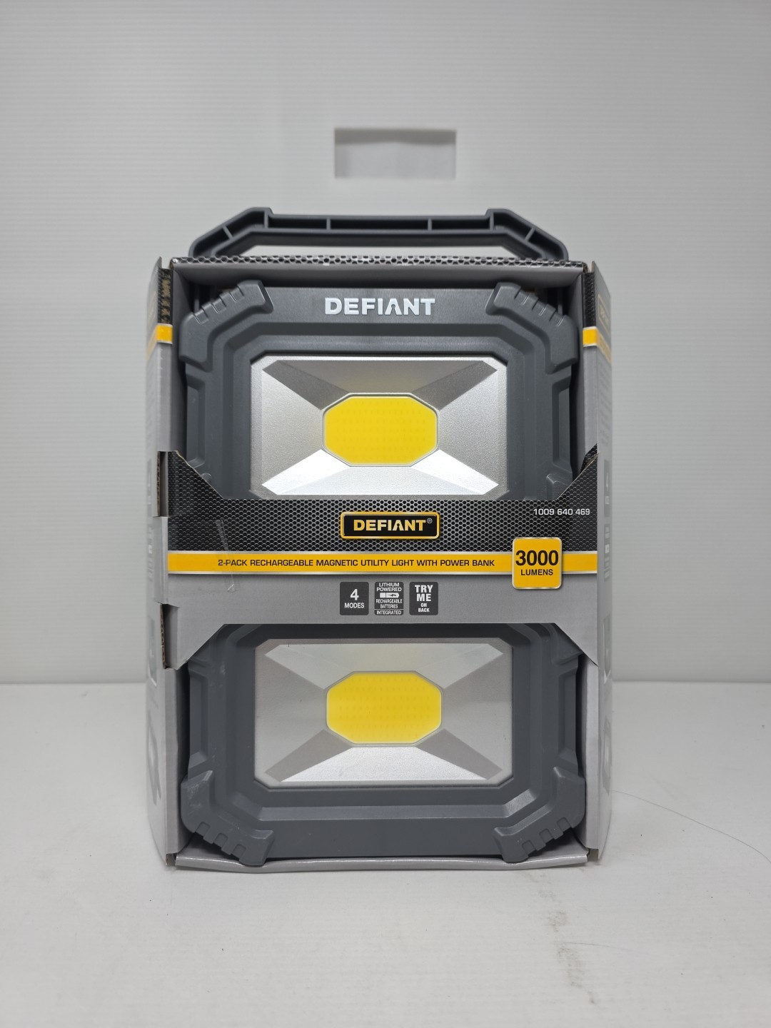 Defiant Rechargeable Magnetic Utility Light w/ Power Bank Foldable Handle 2-Pack