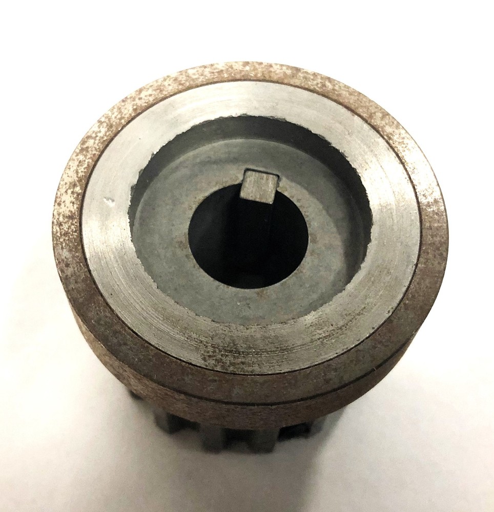 Dodge 5/8 Splined Hub 031663 NOS