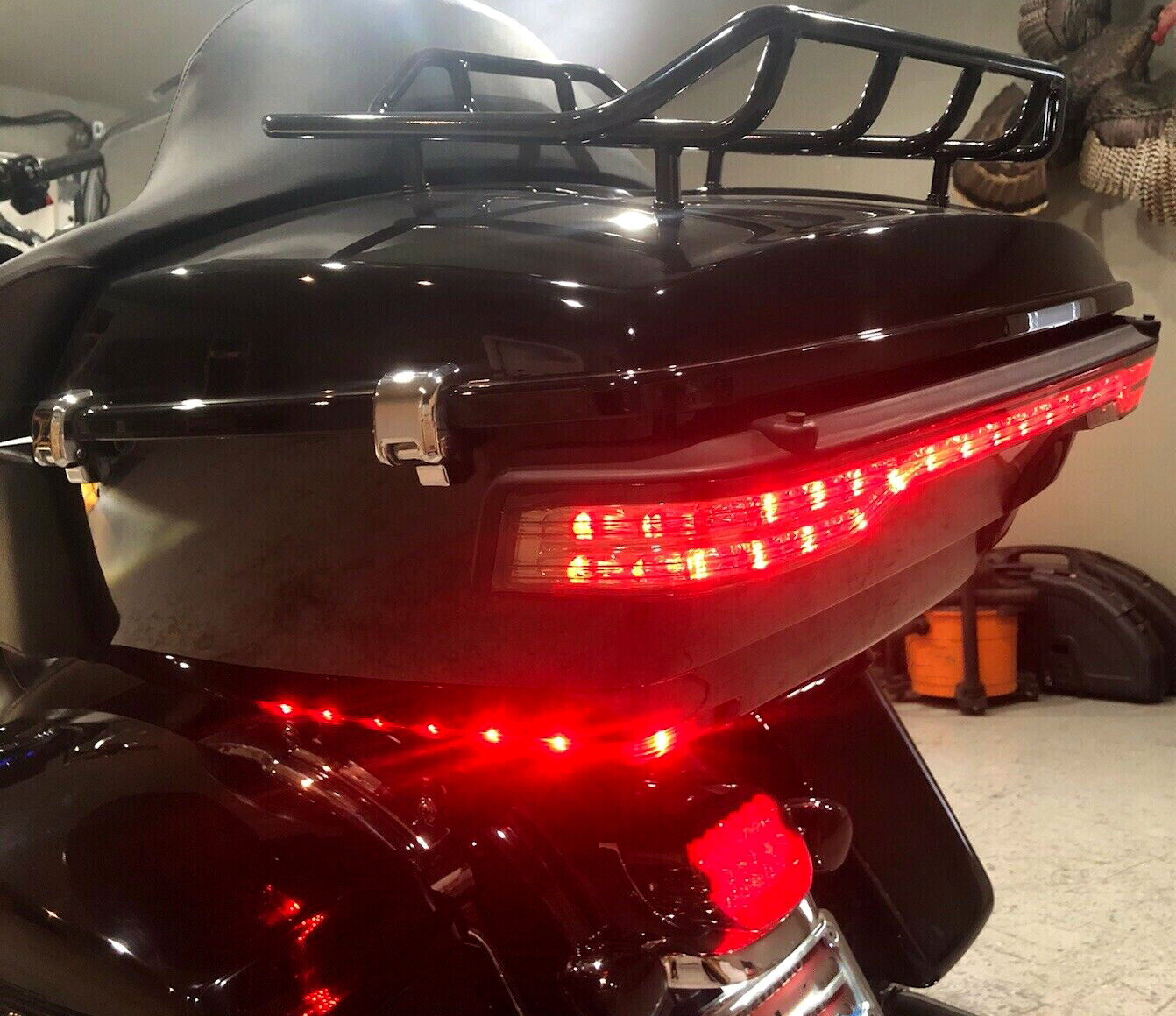 King Pack Trunk W/ Brake Tail Light For Harley Touring Glide 2014+