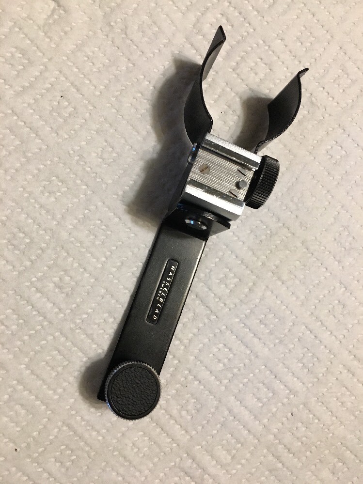 Hasselblad flash gun bracket