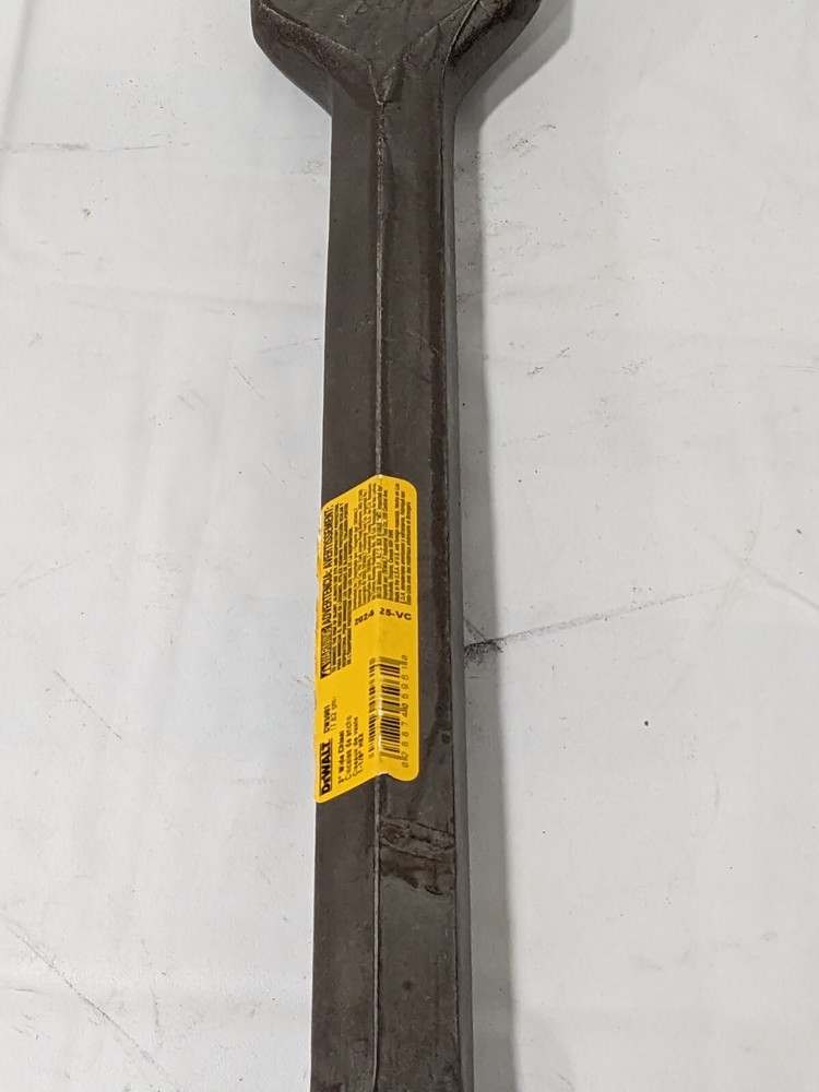 DEWALT Hammer & Chipper Replacement Chisel 3" X 20" DW5961