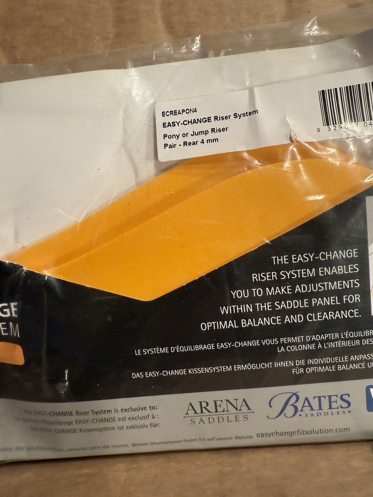 Wintec Bates Easy Change Riser System. Pair - Pony Or Jump Riser. Rear 4 mm.