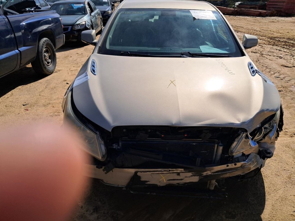 Fuse Box Engine Fits 11 LACROSSE 5000647