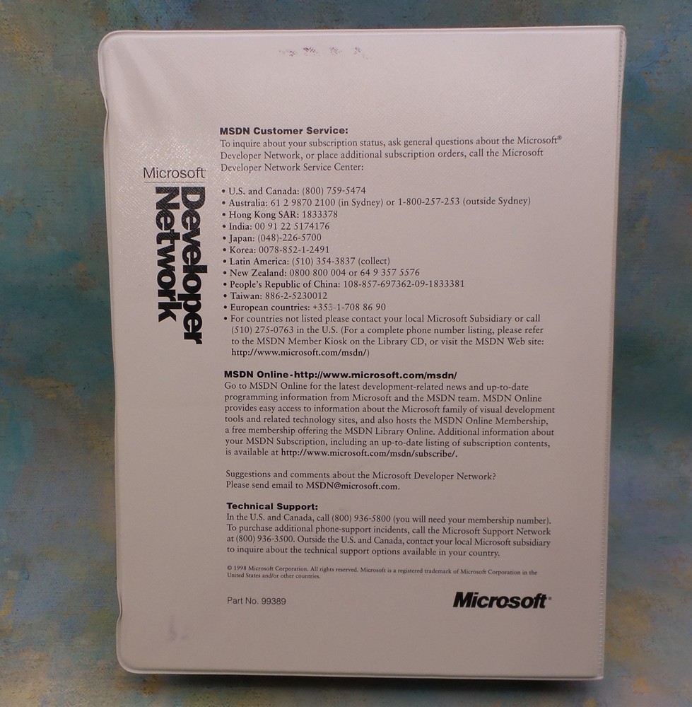 MSDN Software 34 CD's of Microsoft Development software 1999 SQL Server 7.0