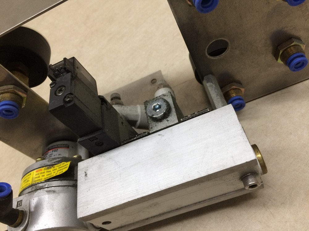 SMC Precision Regulator Assembly EIR202-F02 from a Giesecke Devirent Banknote