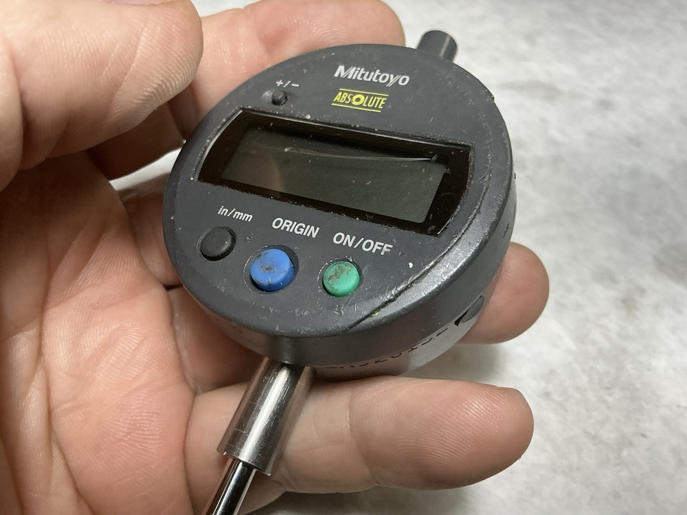 Nice Mitutoyo Electronic Indicator Model 543-783B Cracked Screen
