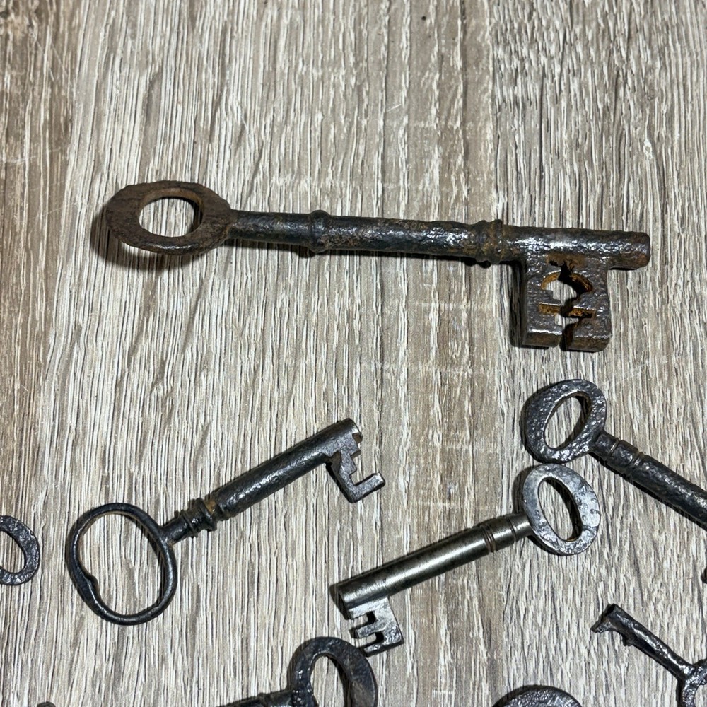 antique keys joblot