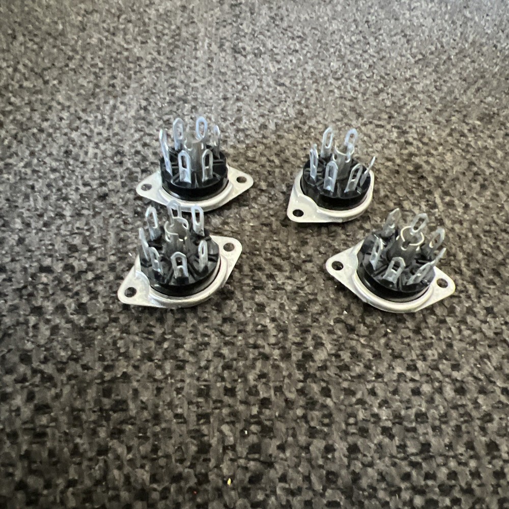 4 Electron Vacuum Tube Base Plug-In Socket 7 Pin