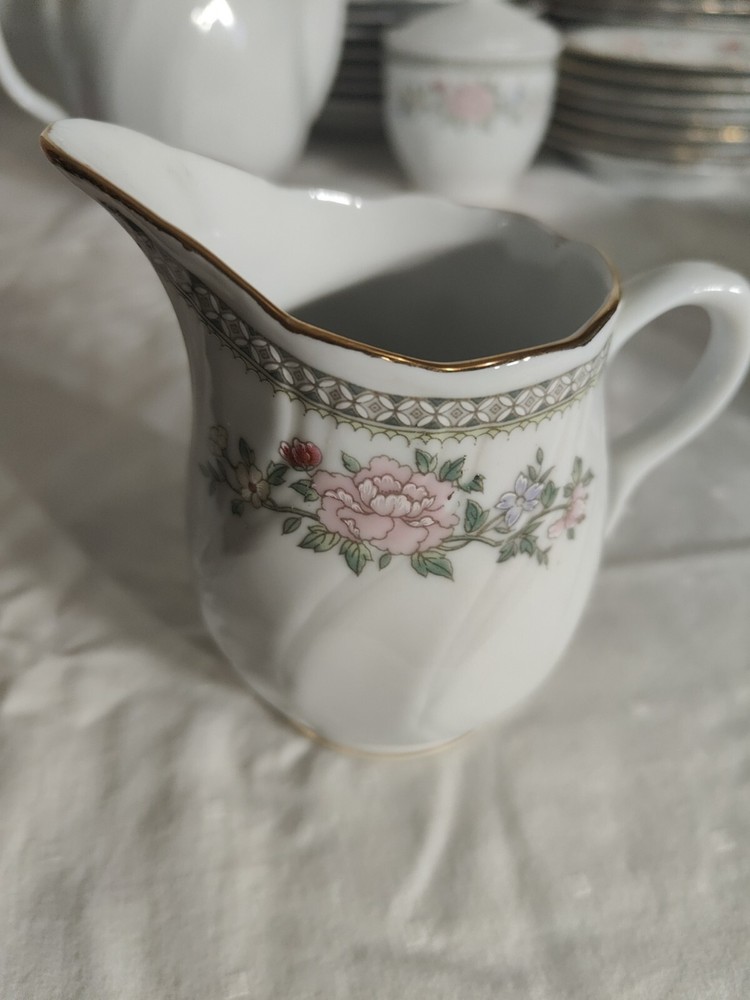 fine china sets for 8