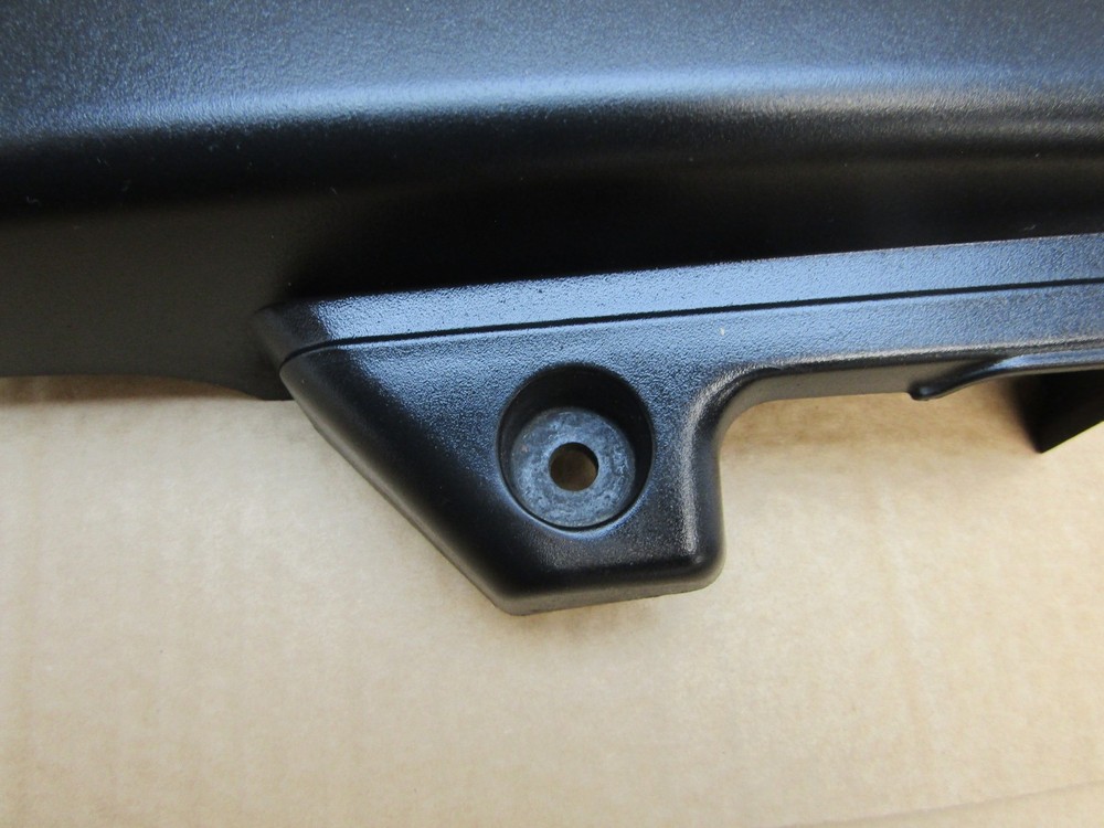 Yamaha YBR 125 Custom 2013 left lower panel (15668)