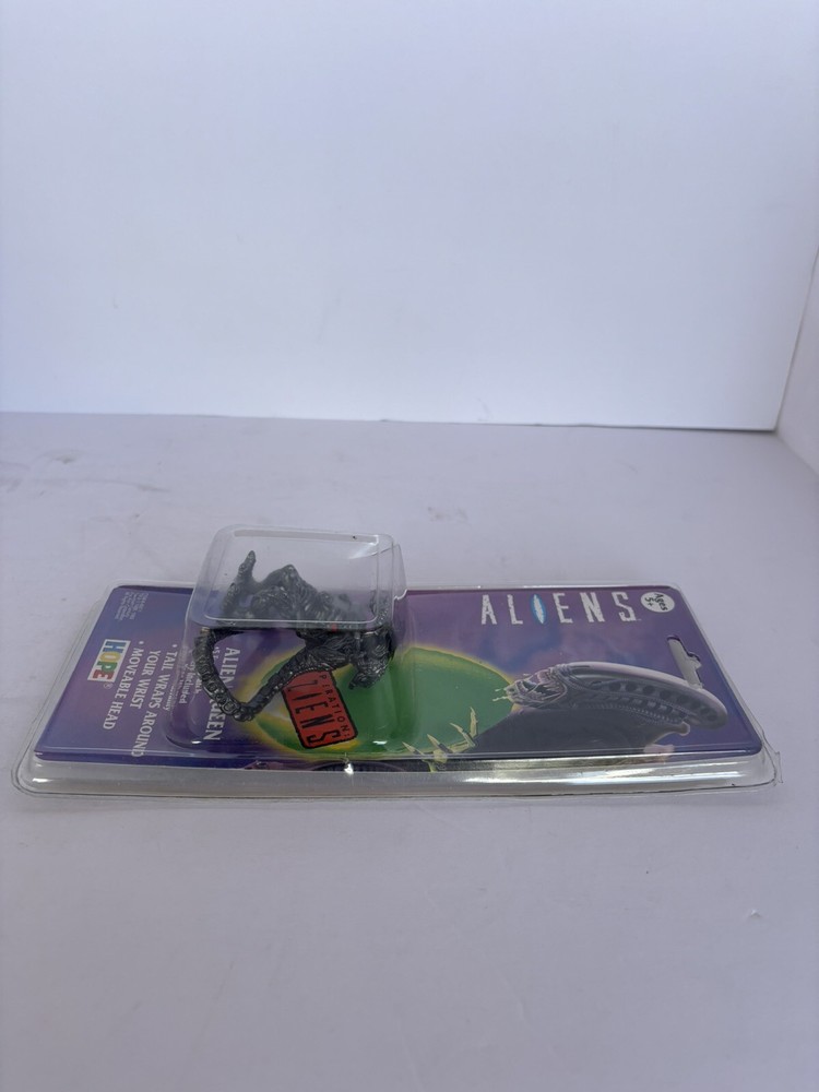 Aliens Alien Queen Figure Digital Watch