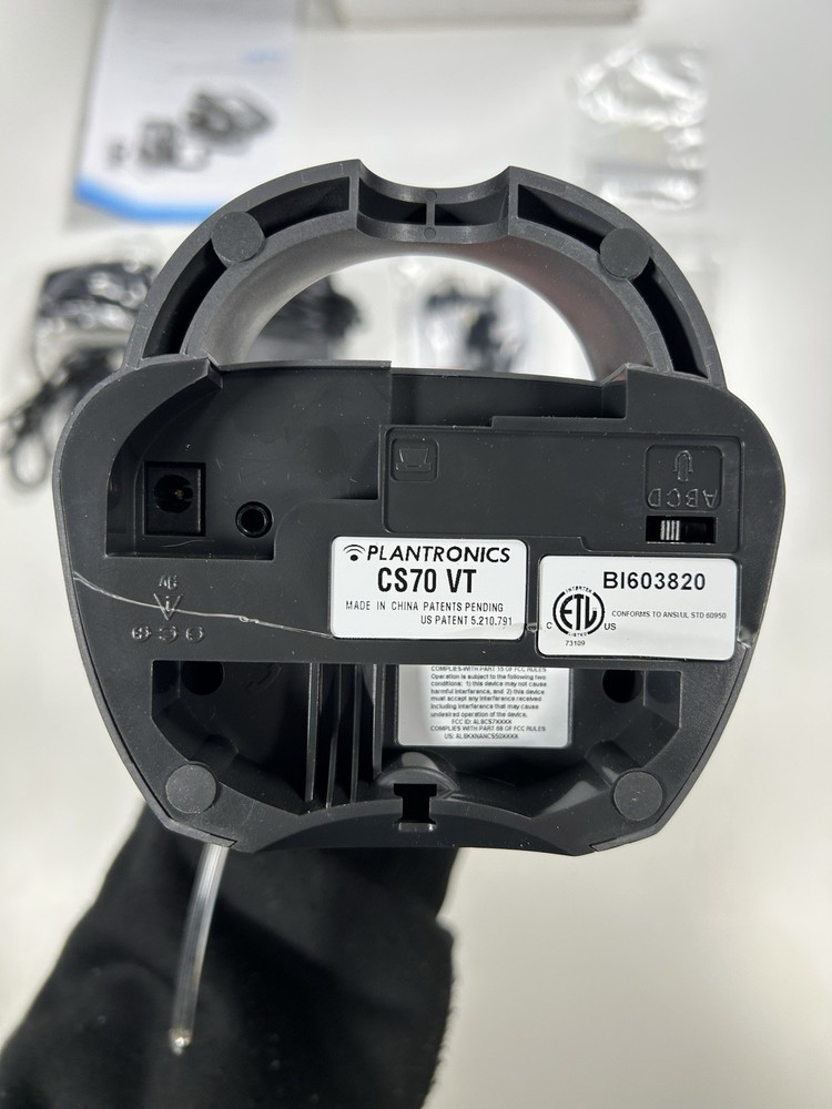 Plantronics CS70 Wireless Office Headset System NWB - Small Crack On Bottom