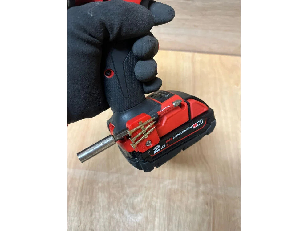 Stealthmounts Stubby Bit Holder For Milwaukee M18 3Pk Red