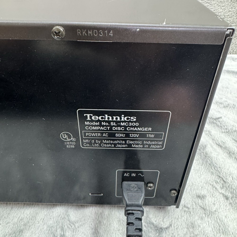 Technics SL-MC300 CD 110+1 Changer Tested Working