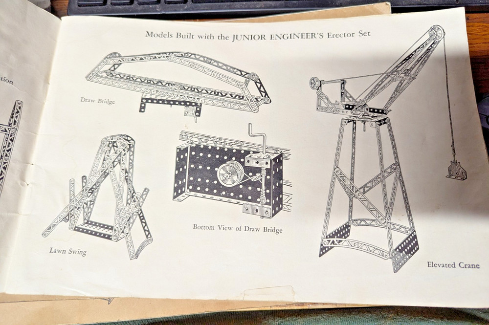 ORIGINAL 1954 ENGINEER A.C. GILBERT ERECTOR SET MANUAL M3934