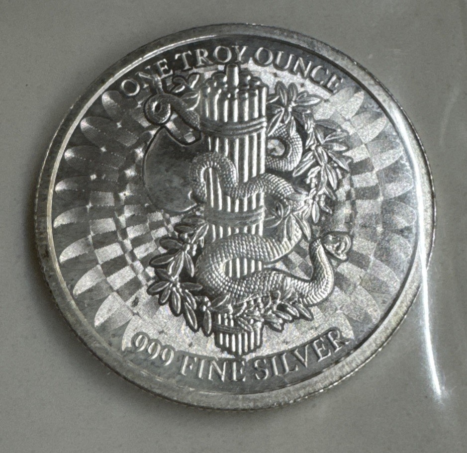 Two Assorted Fine Silver Rounds 99.9% One Ounce Rounds