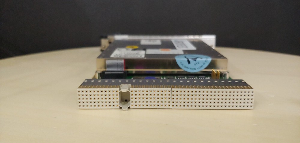 Aeroflex 3060: PXI RF Combiner (299)