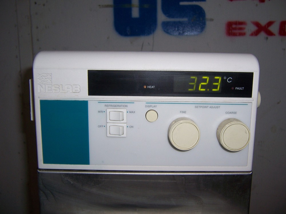 13920 Neslab RTE-111 Chiller
