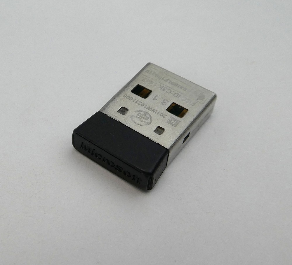 Microsoft Model 1447 Wireless Mouse/Keyboard USB Receiver Dongle