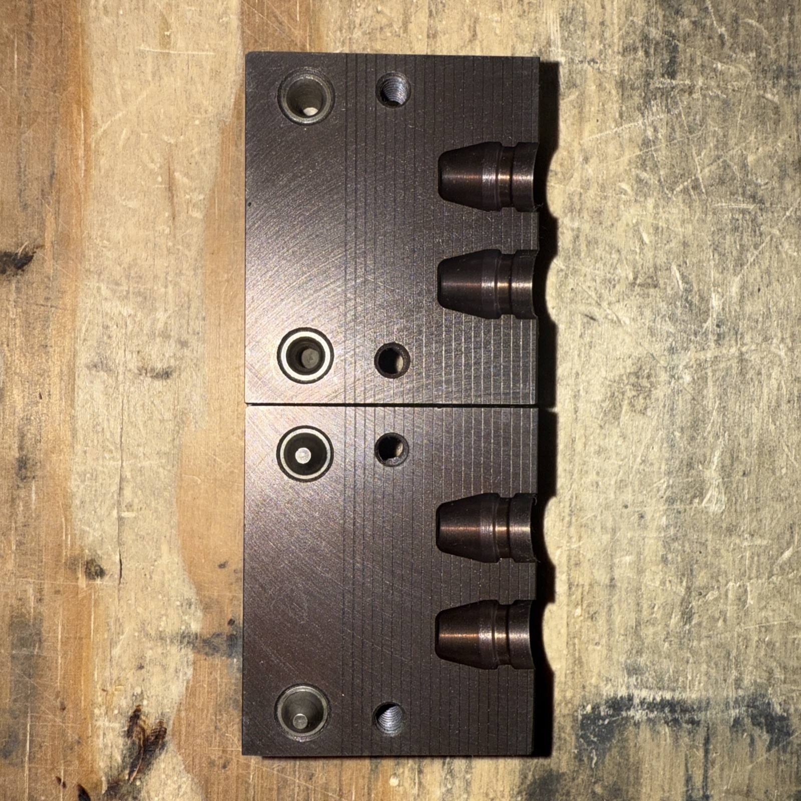 New Magma Engineering Master Caster Bullet Mold 9-115-FP-FB No Hardware.