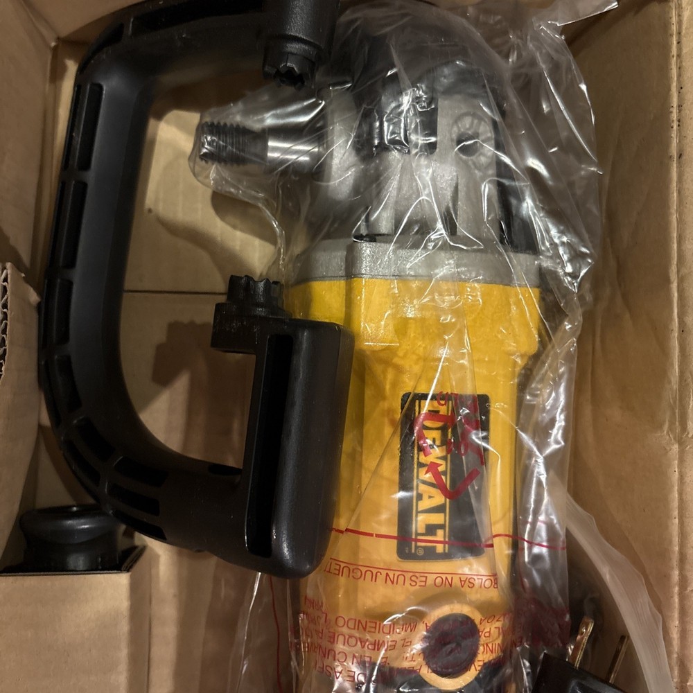 Dewalt 7 Inch/9 Inch Right Angle Variable Speed Polisher
