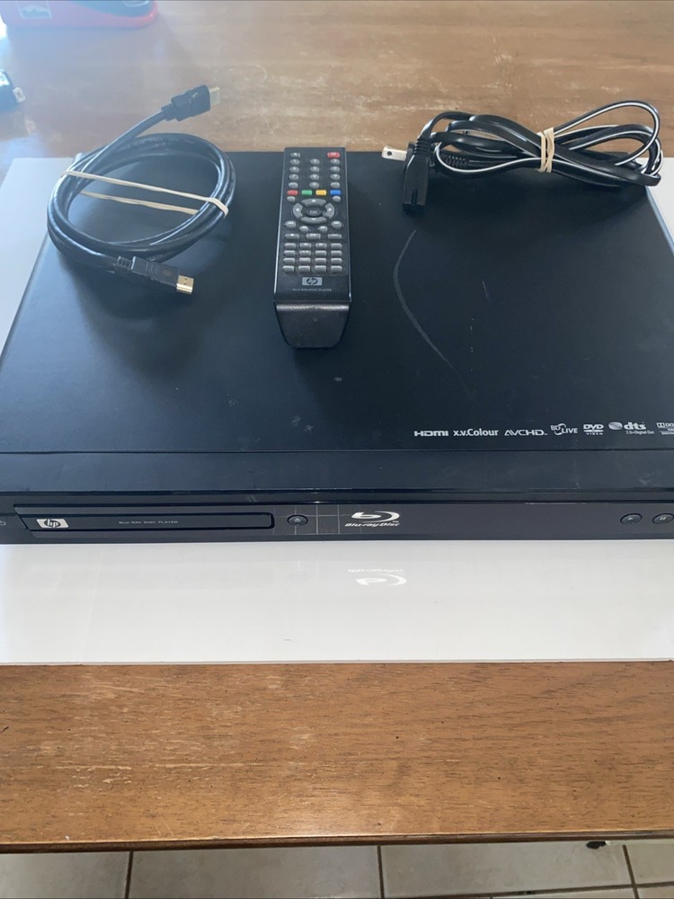 HP Blu-Ray Disc Player Model BD-2000 Complete With Power, HDMI Cables, & Remote!