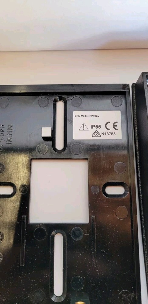 HID multiCLASS SE RP40 Wall Switch Reader 920LTNNEK00017