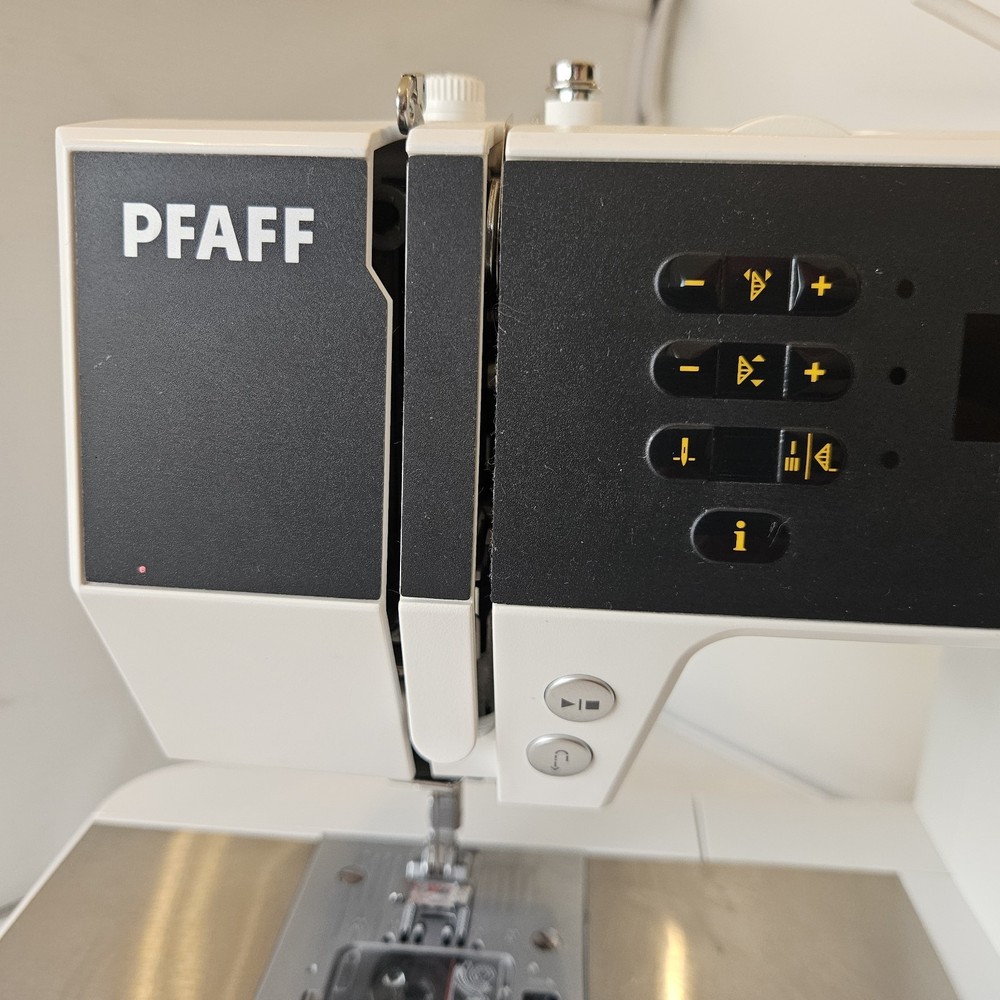 Pfaff Passport 2.0 Sewing Machine