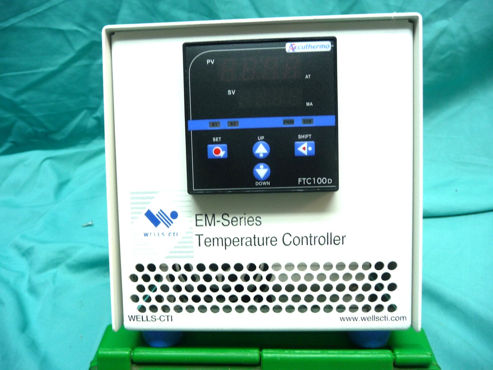 ThermoElectric Cooler Controller Wells CTI EM Series Temperature Controller