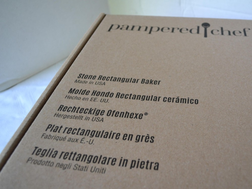 Pampered Chef ~ NEW~ STONE RECTANGULAR BAKER & TRAY 9" x 13" Glazed / Unglazed