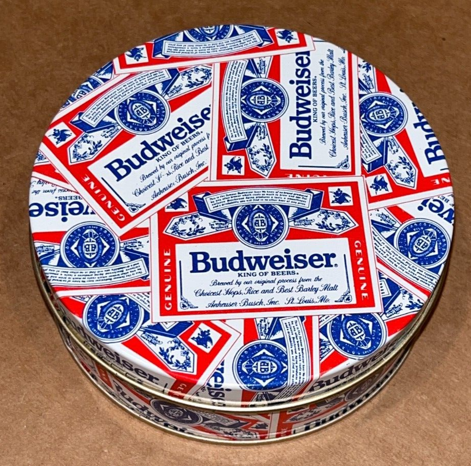 BUDWEISER BEER TIN / WITH 6 TIN COASTERS (Excellent Condition)