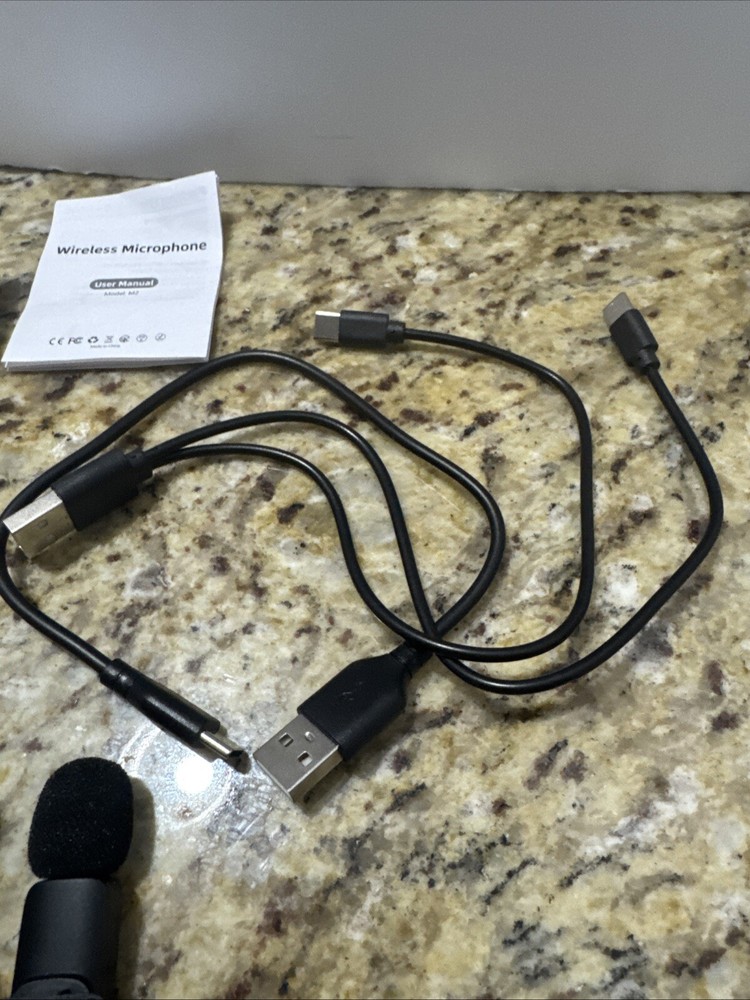 Wireless Lavalier Type C Lapel Microphone Model M2 Preowned Cpix