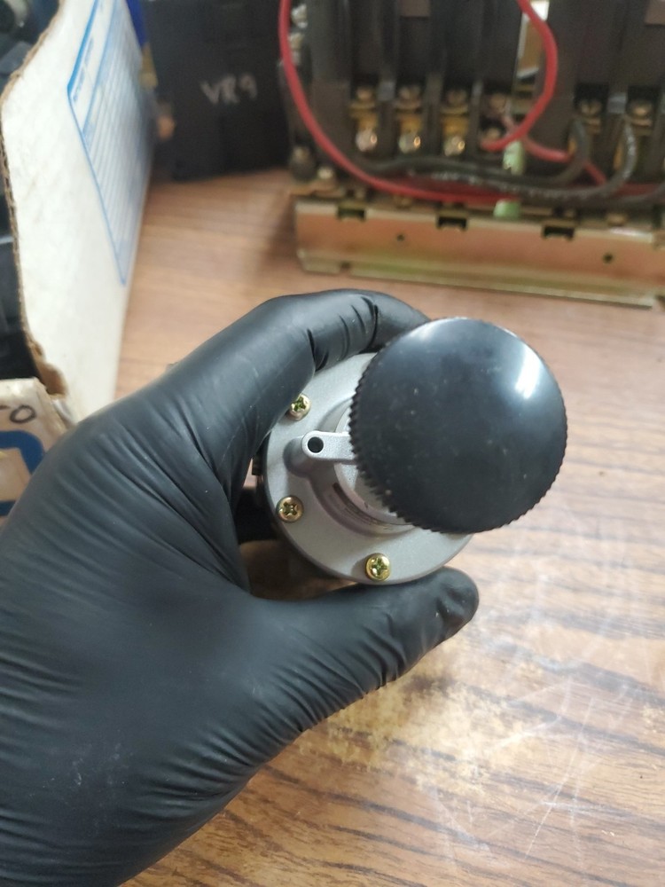 SMC PRECISION REGULATOR IR200 (TA42MS)