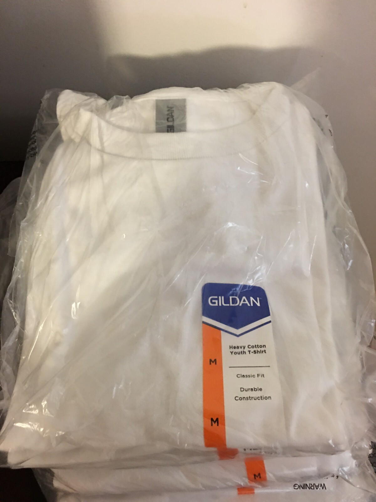 BRAND NEW LOT OF 6 BOYS SIZE M 10-12 GILDAN HEAVY COTTON SHORT SLEEVE WHITE tees