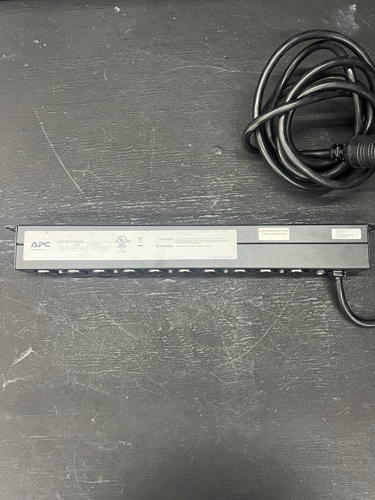 APC AP9564 10-Port Power Distribution Unit Surge Protector