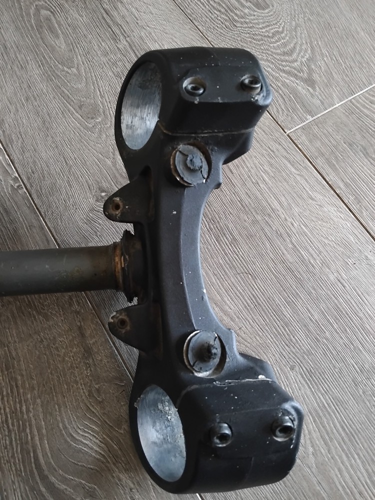Ducati Diavel 2011 Complete Fork Yokes Top And Bottom