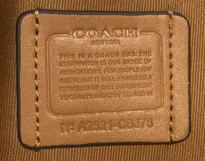 COACH x PEANUTS Teri Shoulder Bag Snoopy Chalk Multi CBJ76 Outlet NEW