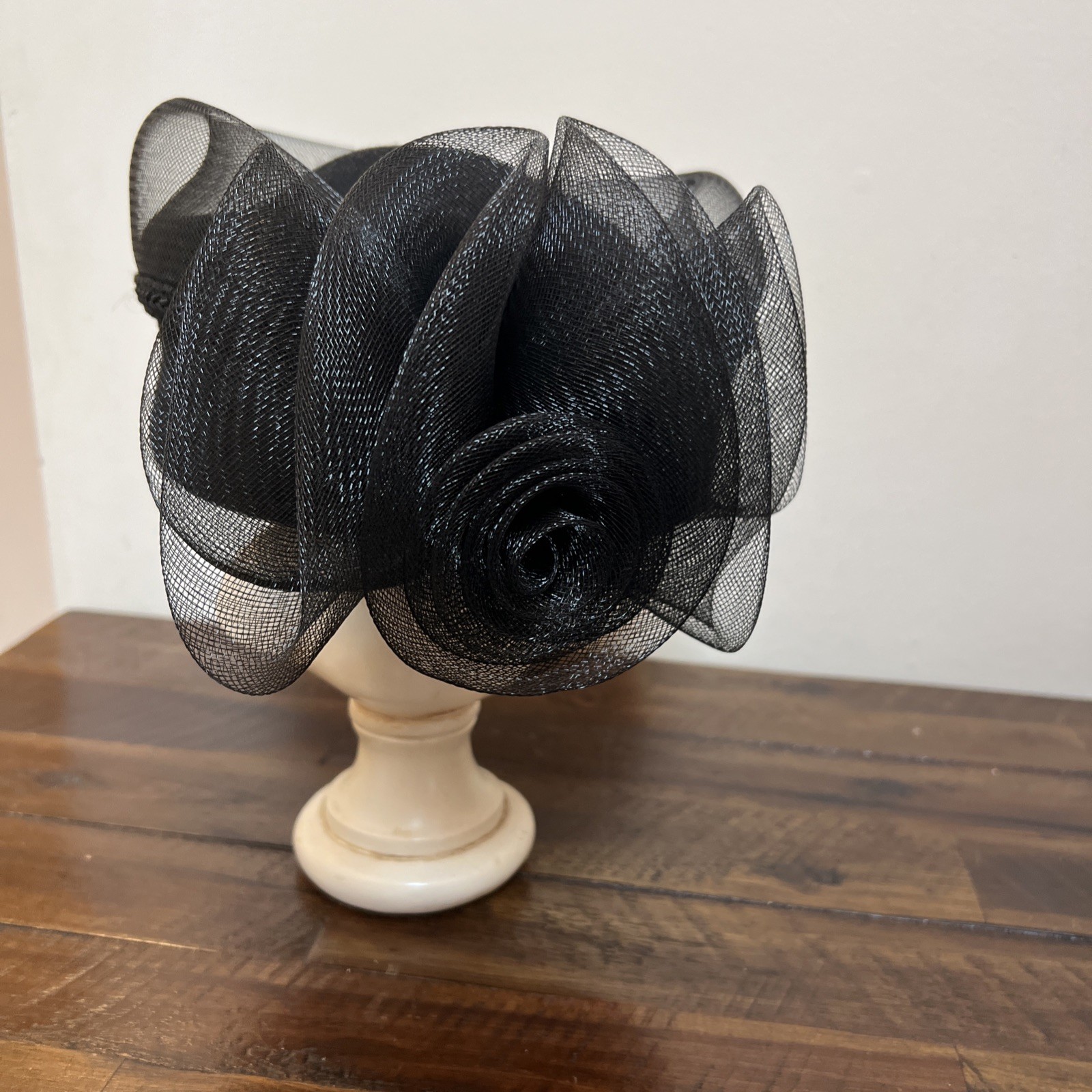 Vintage Black Wool Fascinator Hat – Retro Cocktail / Derby / 90s Y2K Style