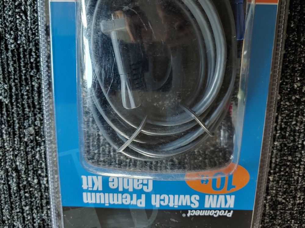 LINKSYS KVM switch premium 10 ft. cable kit model SVPPS10 keyboard video mouse