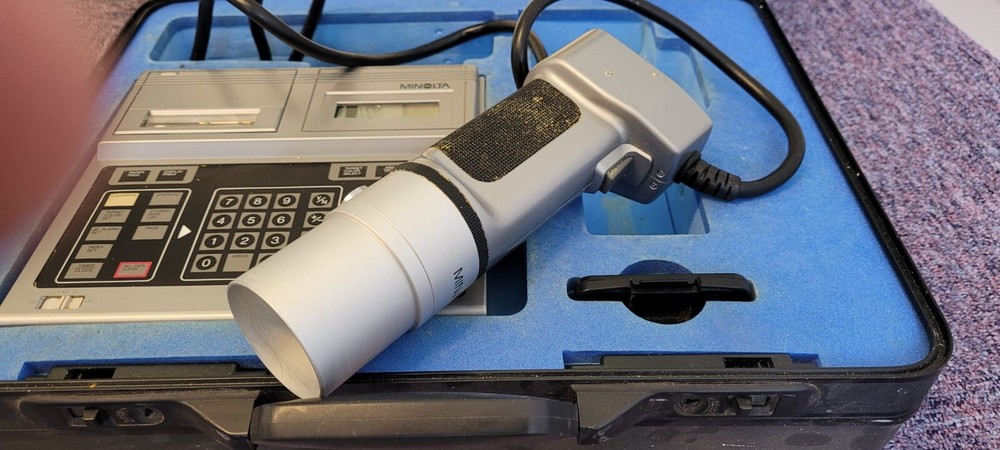 Minolta Chroma Meter CR-210 with Hard Case