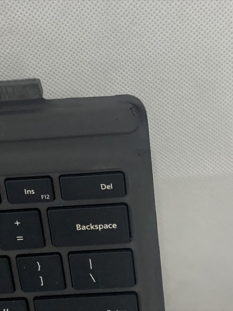 Microsoft 12.3" Surface Pro Type Cover Model 1725 Keyboard - Black *Grade C*