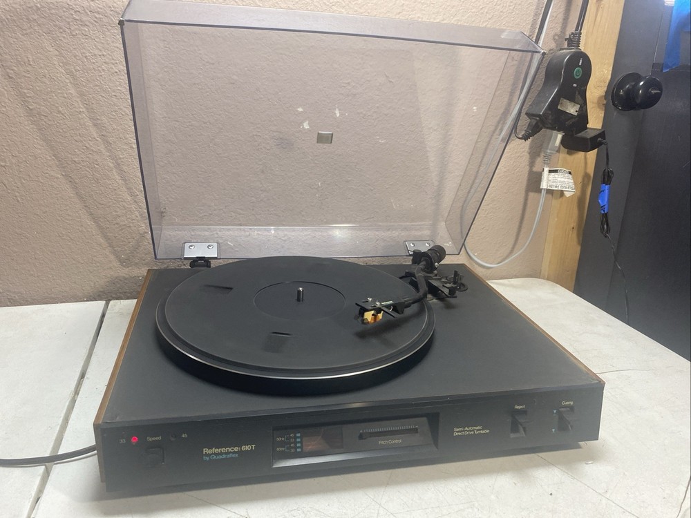 QUADRAFLEX REFERENCE 610T TURNTABLE / RECORD PLAYER (partly Working/read)
