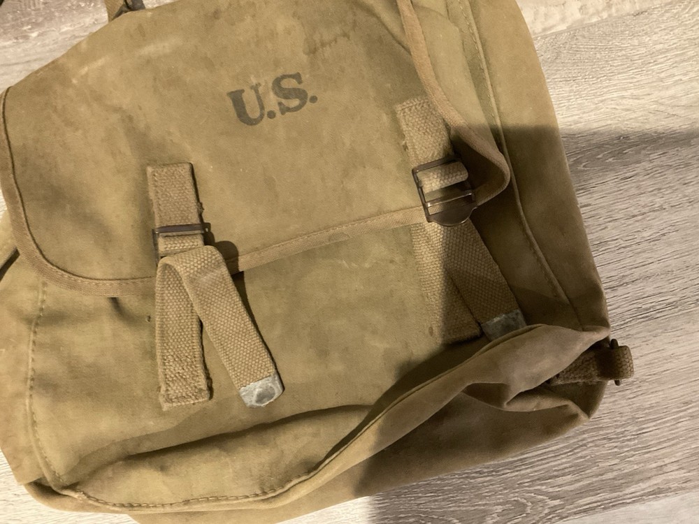 ORIGINAL WWII US 1942 DATED MUSETTE BAG - MARKED / ID’D