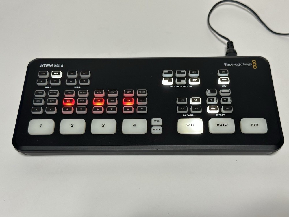 Blackmagic Design ATEM Mini HDMI Live Stream Switcher