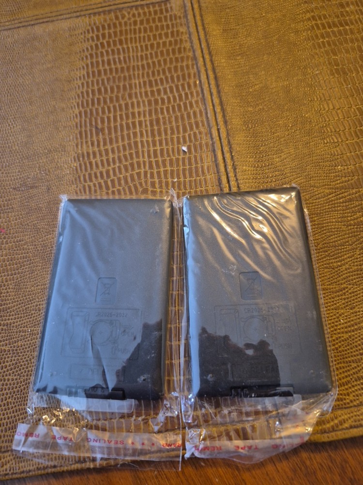 2 Lighting Remote Controls 24-Key Replacement Controller EUC LED Light Remote