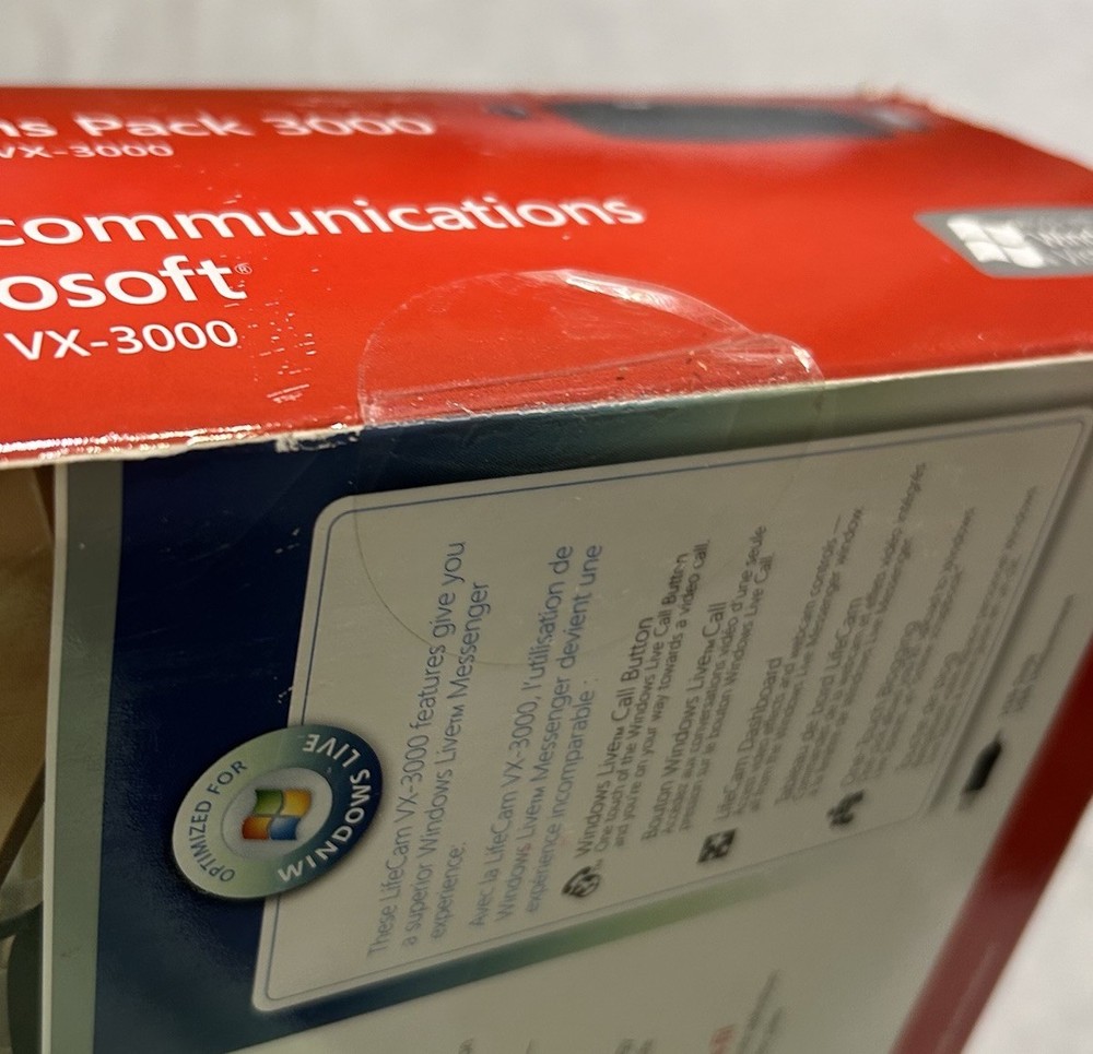 Microsoft Communication Pack 3000 Keyboard, Optical Mouse & LifeCam VX-3000 NEW